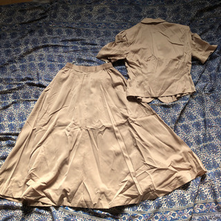 未使用ロングスカートスーツの画像