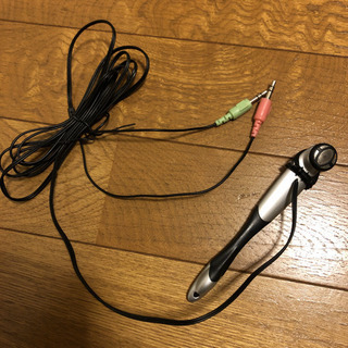 マイクロフォン付きイヤホン　ELECOM の画像