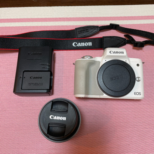 Canon eos kiss m 15-45mm レンズキット
