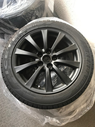 レクサスその他スタッドレスタイヤ