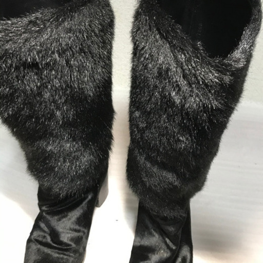 シャネル　ロングブーツ　ファー付き　24cm