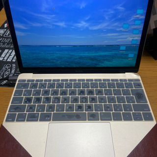MacBook 12inch 2016年モデル 大容量SSD500GB！軽量！おまけのカバー付き、動作良好ですが軽い凹みあり