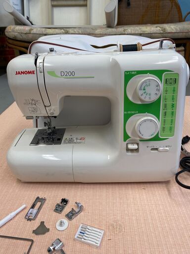 ジャノメ　ミシン　D２００