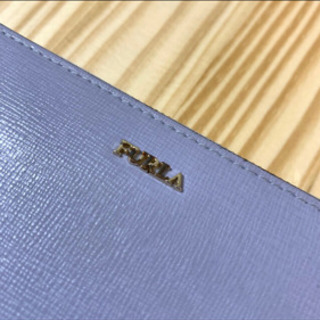 フルラ 長財布の画像