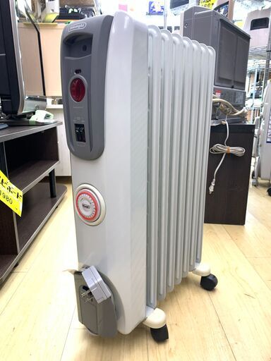 Delonghi デロンギ オイルヒーター H770812EFS ホワイト 暖房 キャスター付き　買取帝国朝霞店