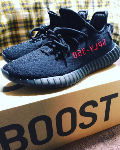 イージーブーストV2 350コアブラック/ ソーラーレッド yeezyboost