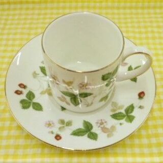 ウェッジウッド ワイルドストロベリー カップ&ソーサー 直径6.5×高さ6.5㎝ Wedgwood ギフト プレゼント 苫小牧西店の画像