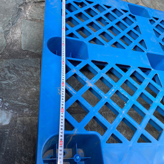 中古プラスチック製パレットの画像