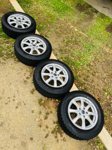 極上スタッドレス　ダンロップ　デジタイヤ