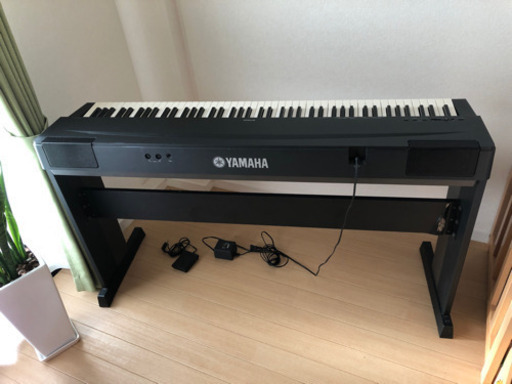 電子ピアノ　YAMAHA