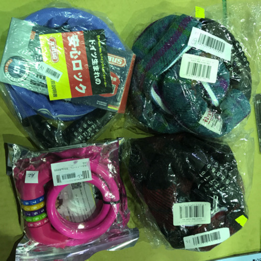 自転車のカギ　大量