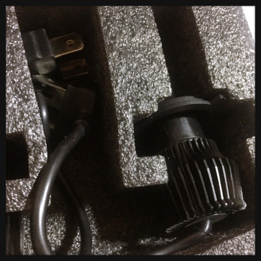 ご購入者様決定[未使用]LEDヘッドライト バルブ 車検対応 12Ｖ対応 視界アップ カー用品