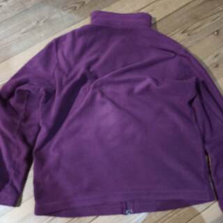 ユニクロ　フリース　長袖　紫の画像