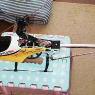 ラジコンヘリコプターの画像