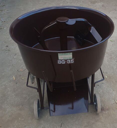 鹿児島発　　竹村鐵工所　モルタルミキサーBG-3.5