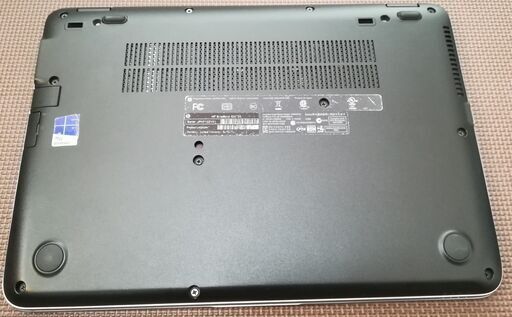 取引中！HP製ノートPC　EliteBook 820 G3（Core i3-6100U 2.30GHz、メモリー4GB、SSD 256GB、無線LAN、WEBカメラ、12.5型HD)訳あり品はいかがでしょうか？