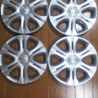 【ニッサン】純正ホイールキャップ（14インチ）NOTE装着