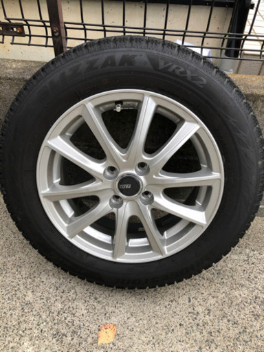 スタッドレスタイヤ　ブリヂストン　VRX2ホイール付き！