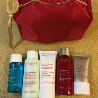 【新品】clarins トラベルセット(ポーチ付き)