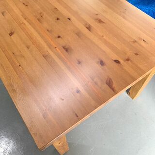 お～きなテーブル / IKEA イケア / 重量感のある木製テーブル　✨【配達対応🚛‼️】✨の画像