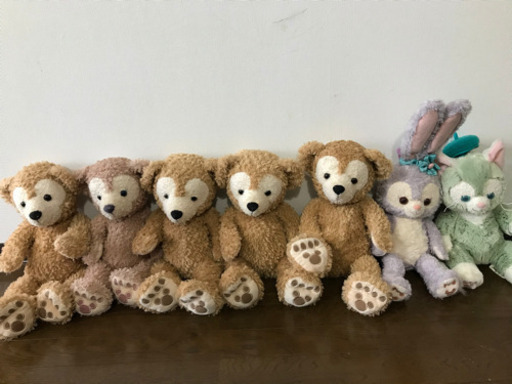 ダッフィ　シェリーメイ　ジェラトーニ　ステラルー　ぬいぐるみ