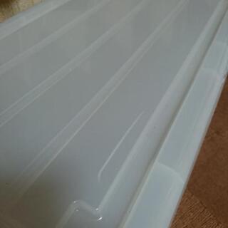 引き取り内定 衣装ケースの画像