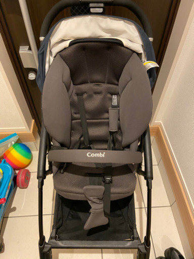 combi コンビ　atto ベビーカー　美品