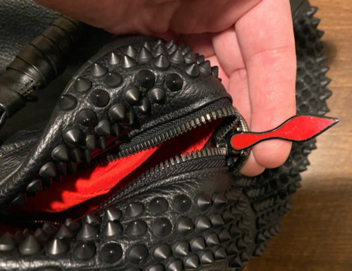 Christian Louboutinバック