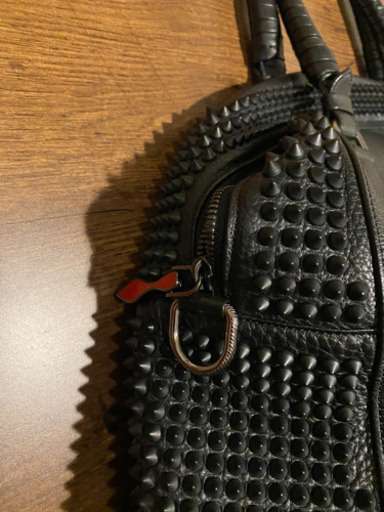 Christian Louboutinバック