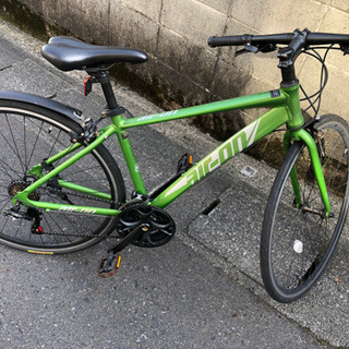 【年末年始SALE❗️値引交渉OK】クロスバイク　6000円　持...