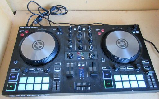 ☆ネイティブインストゥルメンツ Native Instruments TRAKTOR KONTROL S2 MK3 DJコントローラー
