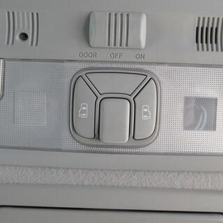 トヨタ　エスティマ【自社ローン対応可】★1年保証★ロードサービス付　ＨＤＤ地デジ・Ｂカメラ・ＷＰスラ・クルコン・スマートキー・１８インチＡＷの画像