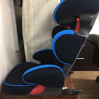 取りに来られる方限定！TAKATAのジュニアシートです！の画像
