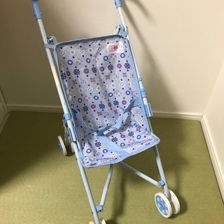 おもちゃのベビーカー