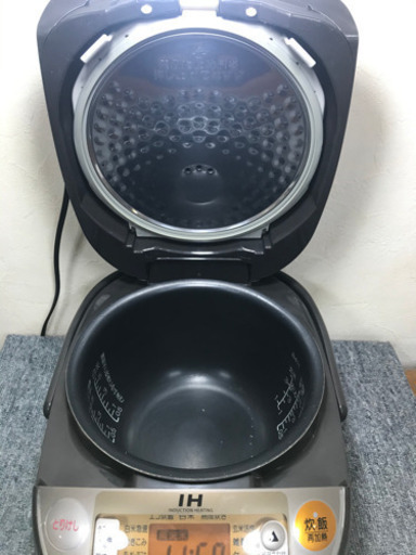 A2055☆カードOK☆象印2016年製IH炊飯器
