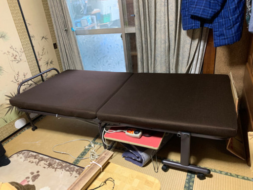 折りたたみベッド