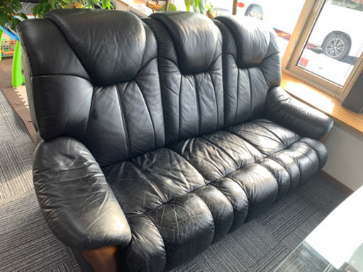 本革　レザー　ソファ  3人掛け　中古　黒