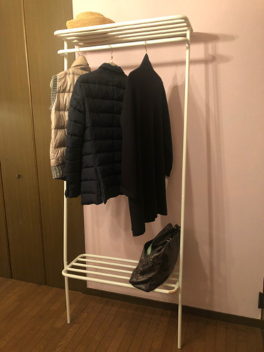 デザイン家具★壁に立て掛けるハンガーラック