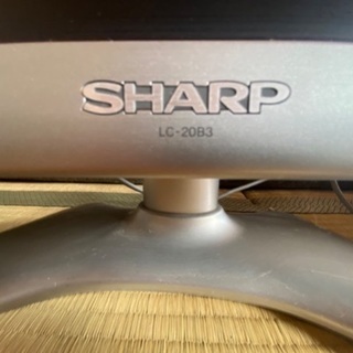 テレビとVHSデッキセットの画像