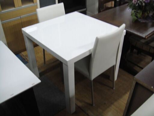 ダイニング3点セット　テーブル　チェア✕2　食卓セット　白　ダイニングテーブル　ダイニングチェア