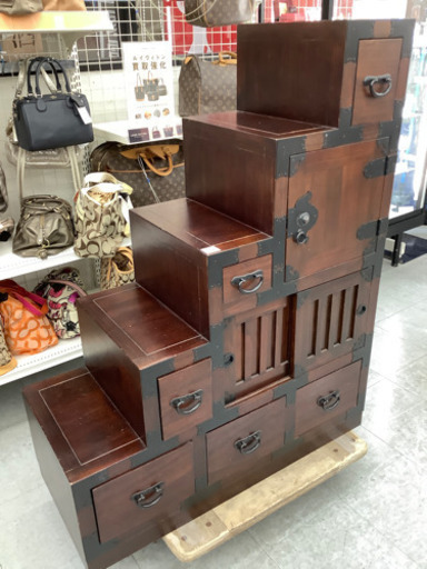 レトロ階段チェスト