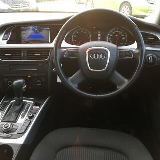 AUDI A4 2.0TFSI　黒ブラック　８K　高級車　アウディ　車検2年付きの画像