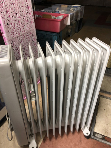 デロンギ　オイルヒーター