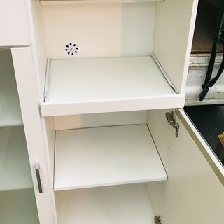 【リサイクルショップどりーむ荒田店】　5921　食器棚　レンジボード　ホワイト　状態良い　の画像