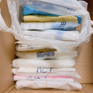 粗品タオル14枚 しまむら10枚 開封してあるけど5枚足しました...