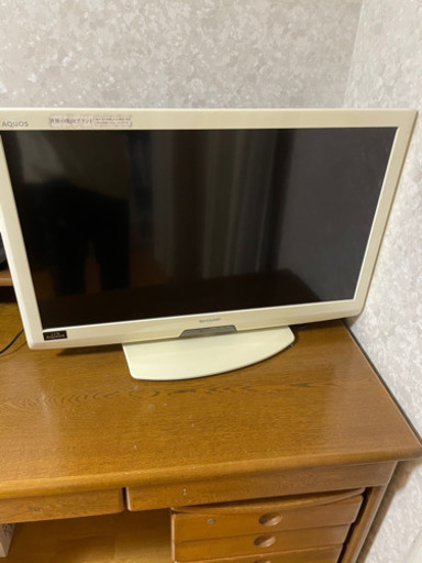 シャープ　AQUOS 32型