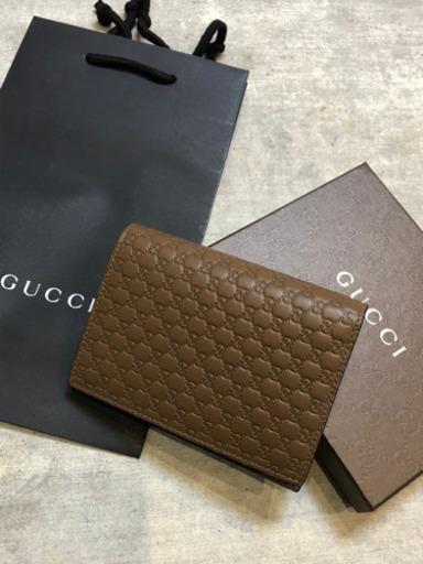 【早い者勝ち】【新品未使用】グッチ GUCCI 二つ折り財布