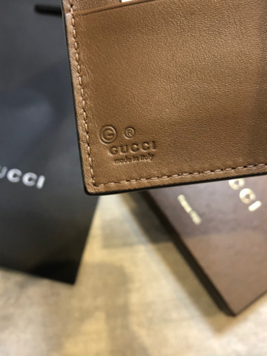 【早い者勝ち】【新品未使用】グッチ GUCCI 二つ折り財布