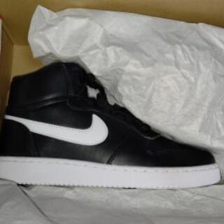 新品未使用、NIKE  24cmの画像