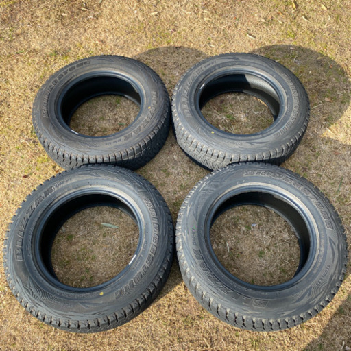 完売御礼 まだまだ使えます☆国産スタッドレス 16インチ　4本